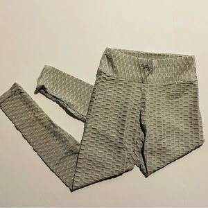 Textured leggings in Charcoal